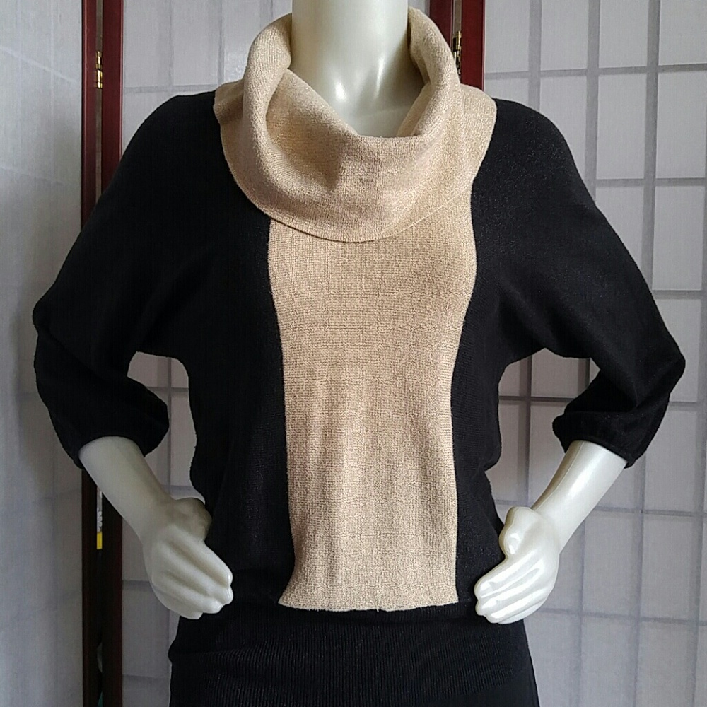 Sweater - Picture 2 of 8